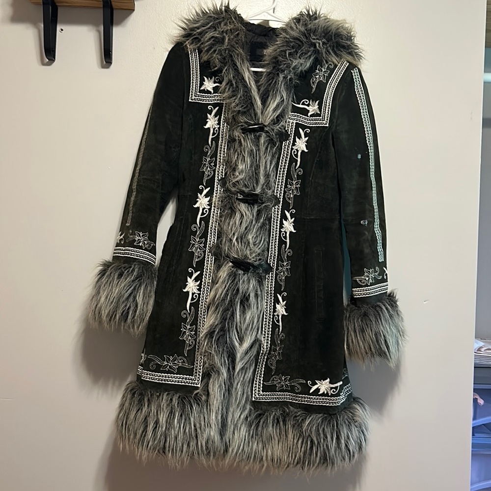 Taunt Embroidered Coat